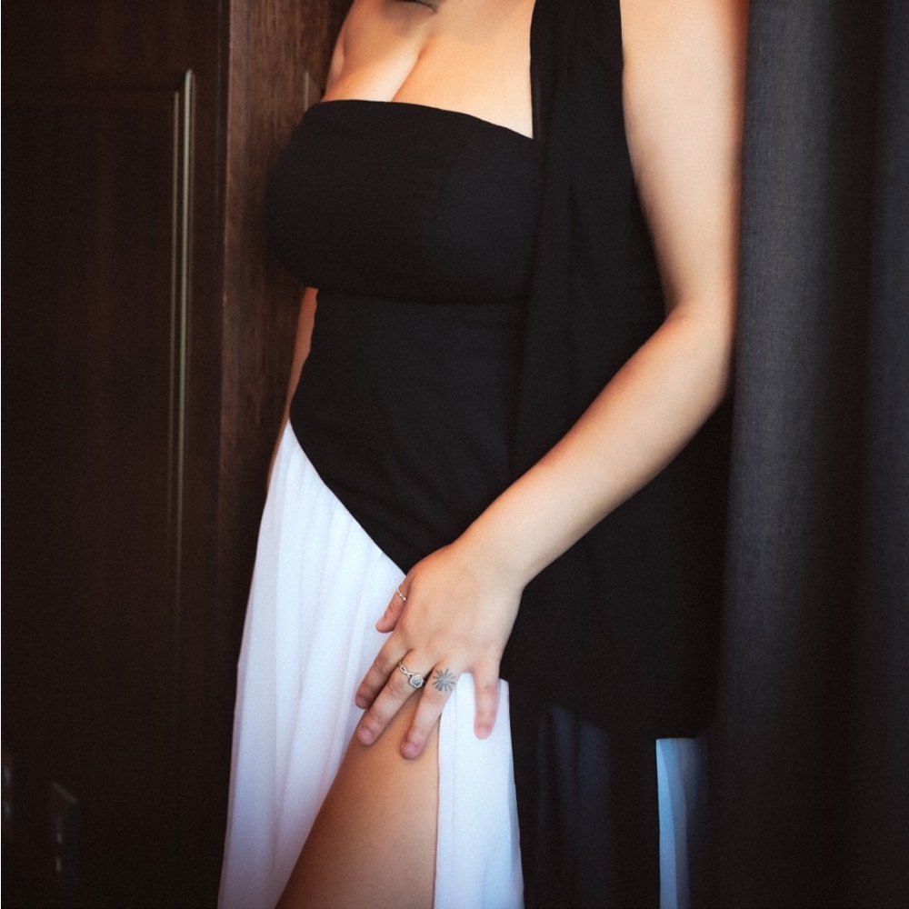 Chic Black and White Strapless Dress